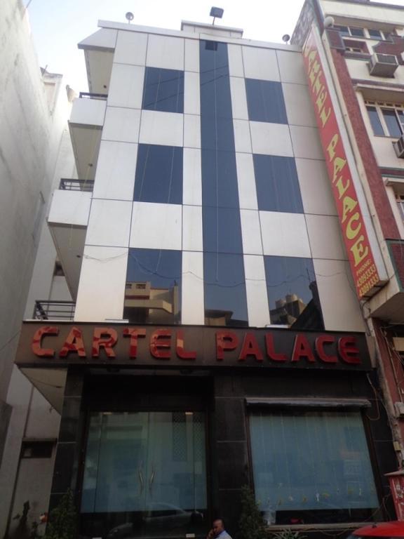 Cartel Palace Deli Exterior foto